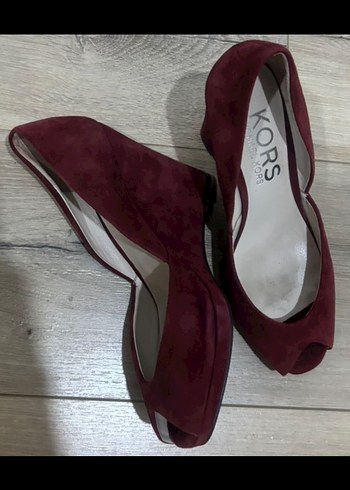 Michael Kors Kırmızı Süet Dolgu Topuklu Ayakkabı - Görsel 3