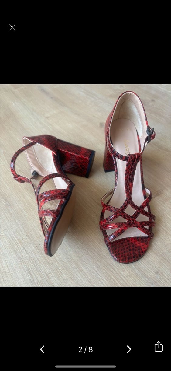 Kırmızı Yılan Derisi Desenli Tokalı Topuklu Kadın Ayakkabı - Görsel 2
