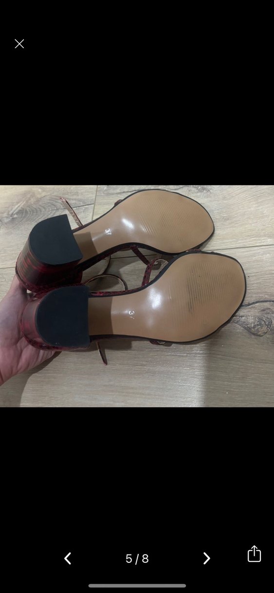 Kırmızı Yılan Derisi Desenli Tokalı Topuklu Kadın Ayakkabı - Görsel 5