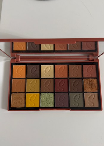 Revolution Sebile Far Paleti - Görsel 2