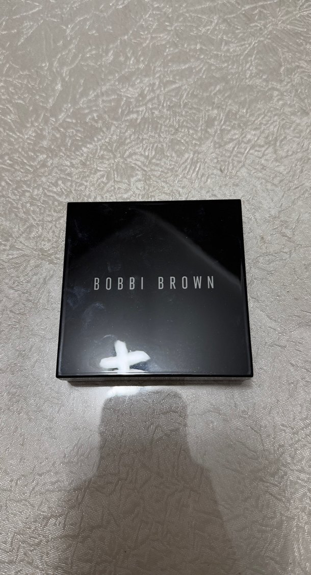 Bobbi Brown aydınlatıcı - Görsel 2