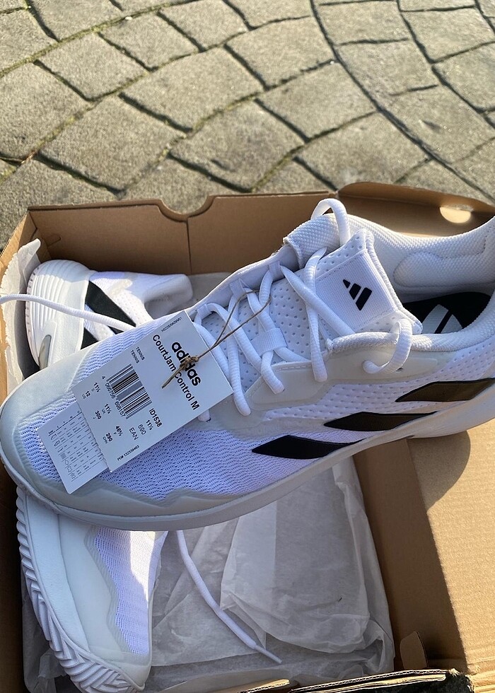 Adidas yeni ayakkabı etiketli - Görsel 2