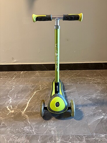 Globber scooter