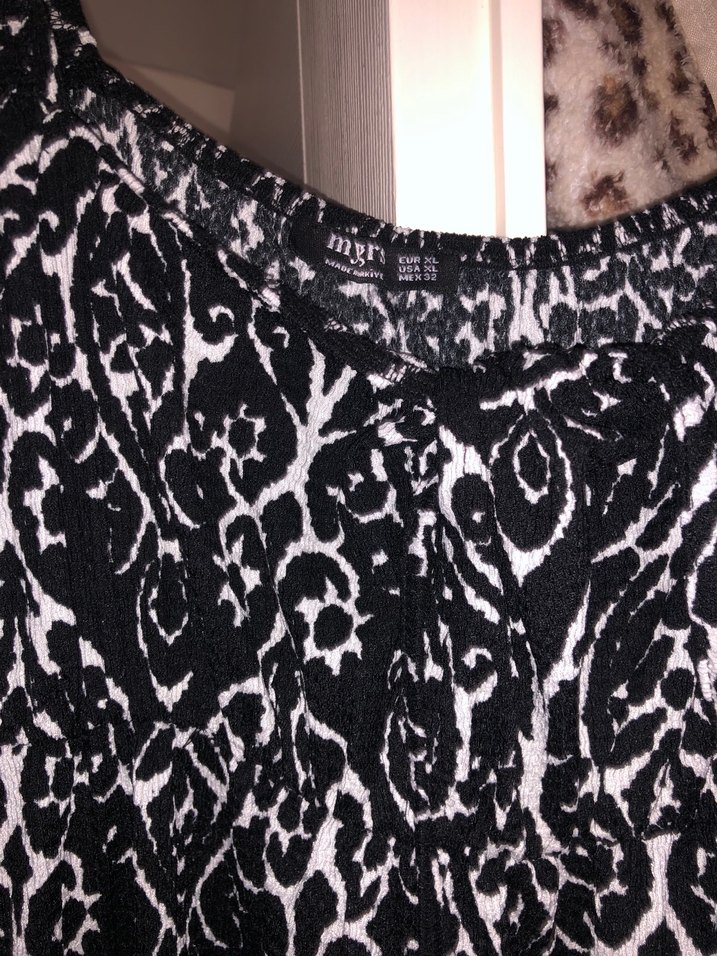 Uzun Kollu Siyah Beyaz Bohem Elbise - Görsel 2