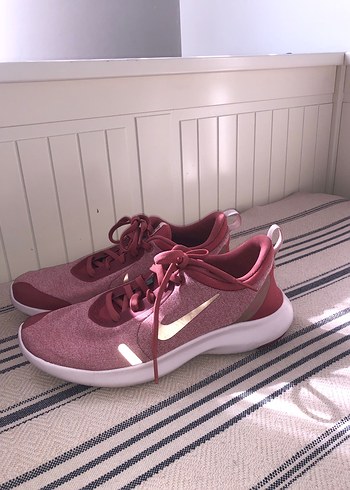 Nike orjinal Kadın Spor Ayakabı - Görsel 3