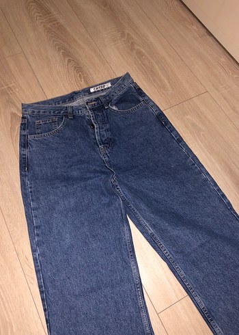 28 Beden Düğmeli Mavi Kadın Denim Midi Jean