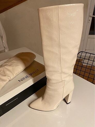 Nine West topuklu çizme