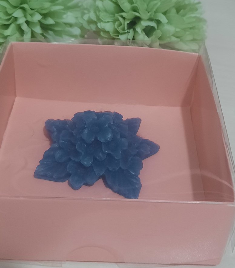 Koyu Mavi Çiçek Şeklinde Sabun - Görsel 2