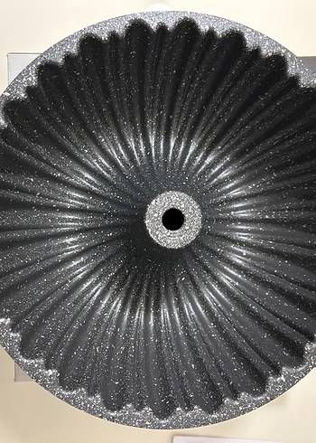 Döküm Bordo Kek Kalıbı - Görsel 2