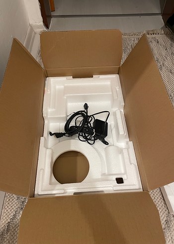 Siyah samsung monitör - Görsel 5