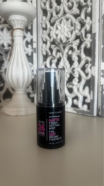 Wet n wild Makyaj Sabitleme spreyi
