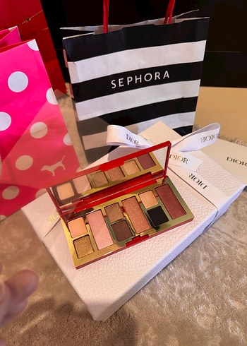 Estee Lauder makyaj paleti - Görsel 6