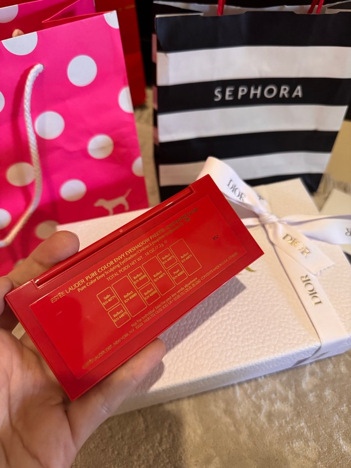 Estee Lauder makyaj paleti - Görsel 4