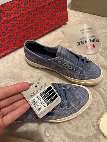 38 Beden Superga denim sneaker