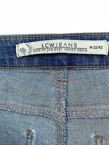 32 Beden mavi Renk LC Waikiki Jean / Kot %70 İndirimli.