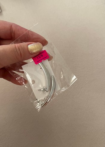 Gri Metalik Midi Küpe - Görsel 2