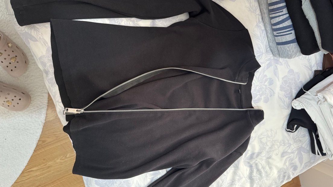 Siyah Fermuarlı Kadın triko - Görsel 3