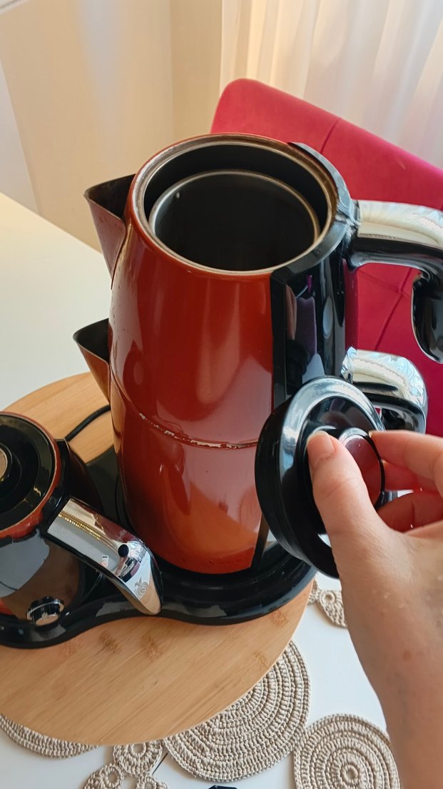 Klasik Kırmızı Siyah Çay Makinesi - Görsel 4