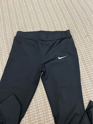 Nike tayt