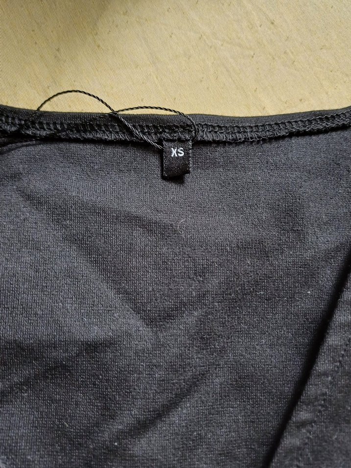 Siyah Düğmeli Kolsuz  Yelek - Görsel 2