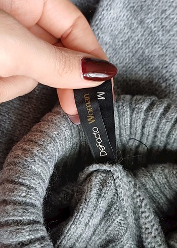 Gri Boğazlı Kadın Yün Kazak - Görsel 3