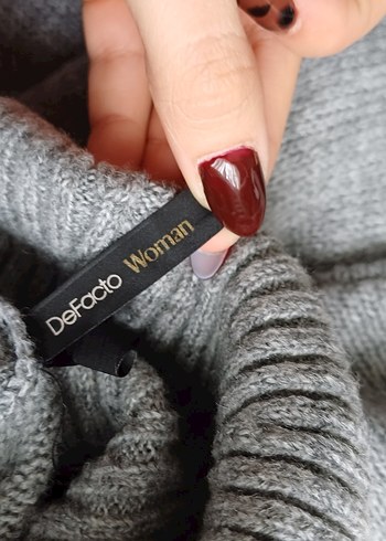 Gri Boğazlı Kadın Yün Kazak - Görsel 2