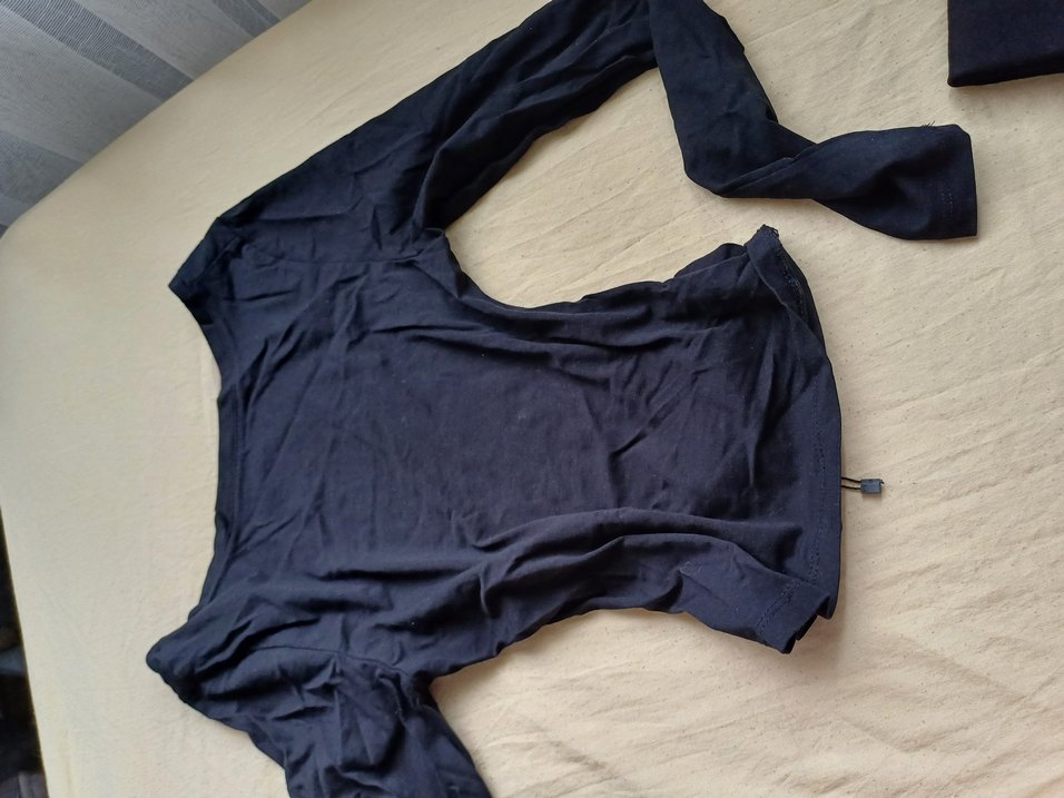 milla sırtı açık bluz - Görsel 2