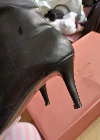 Siyah Deri İnce Topuklu Çizme - Görsel 4