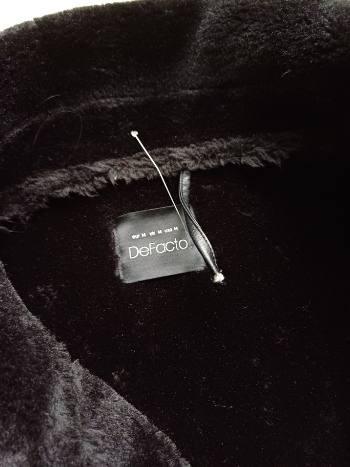 siyah kürklü ceket - Görsel 2