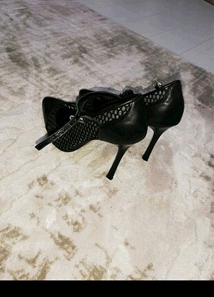 37 Beden Stiletto 