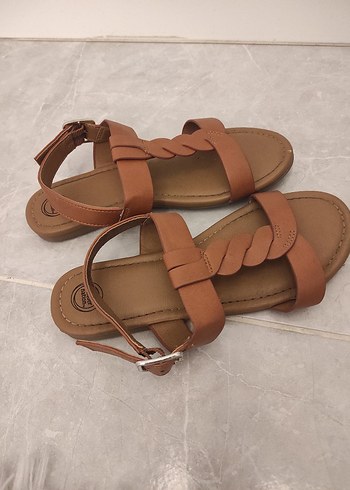 Bej Deri Dolgu Topuklu Kadın Sandalet - Görsel 2