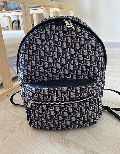 Dior sırt çantası