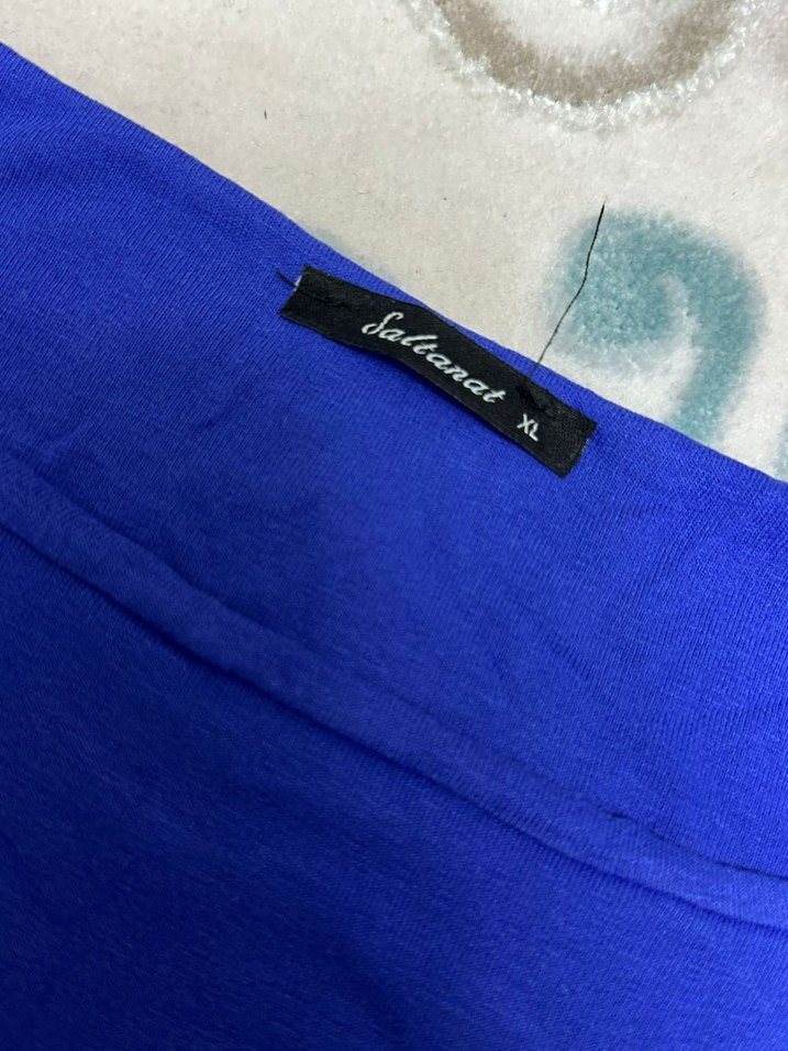 Mavi Parlak Tek Renkli Kadın Bluzu - Görsel 3