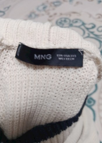 Boğazlı Beyaz Triko Kadın Kazak - Görsel 3