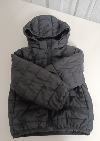 Kapüşonlu Siyah Erkek Çocuk Mont - Görsel 3