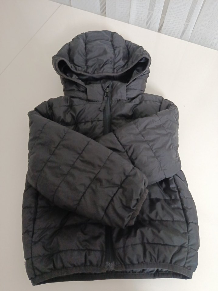 Kapüşonlu Siyah Erkek Çocuk Mont - Görsel 3