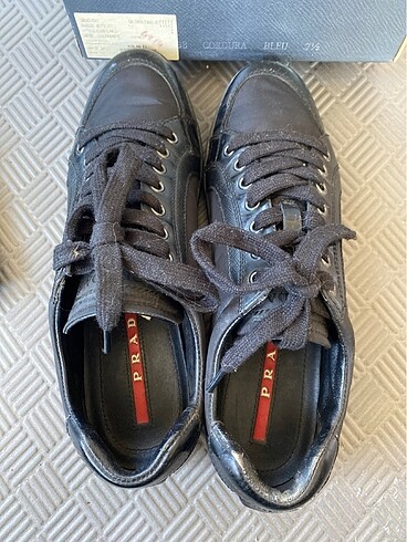 37,5 Beden siyah Renk Prada orjinal sneakers deri ve kumaş karışık çok iyi durumda kad