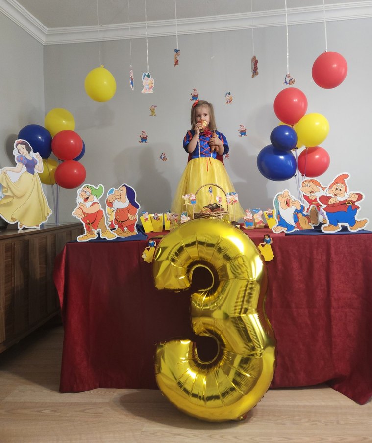 Pamuk Prenses ayaklı pano büyük boy - Görsel 2