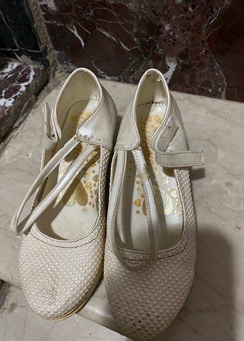 Kız Çocuk Beyaz Babet Ayakkabı - Görsel 2