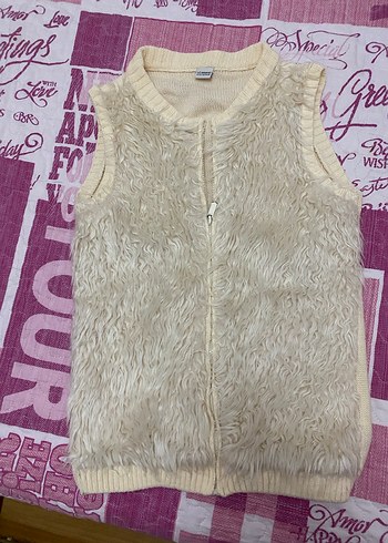 Beyaz Kürklü Kolsuz Kız çocuk Yelek - Görsel 8