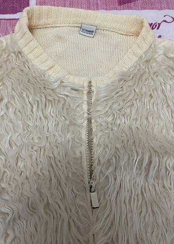 Beyaz Kürklü Kolsuz Kız çocuk Yelek - Görsel 3