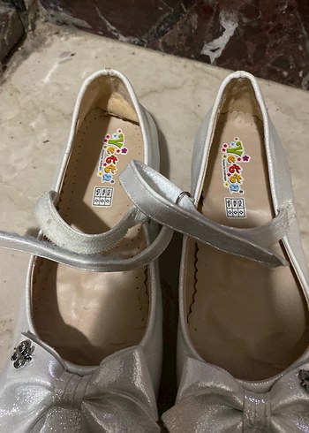 Beyaz Fiyonk Detaylı Kız Çocuk Babet - Görsel 3