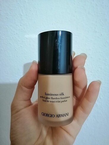 Beden Renk Gıorgıo Armanı Fondöten 3.5