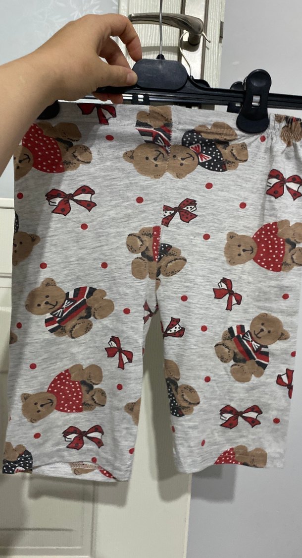 Kız Çocuk Gri Kısa Kollu Ayıcık Desenli Tişört şort takım - Görsel 3