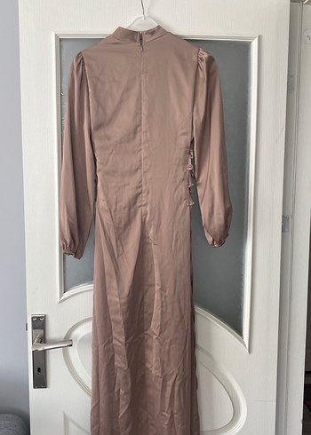 Bej Uzun Tesettür Saten Abiye Elbise - Görsel 2