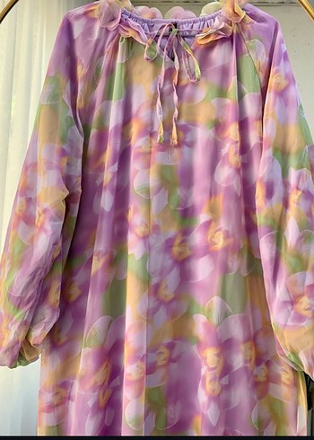 Uzun kollu çiçekli tesettür elbise - Görsel 3