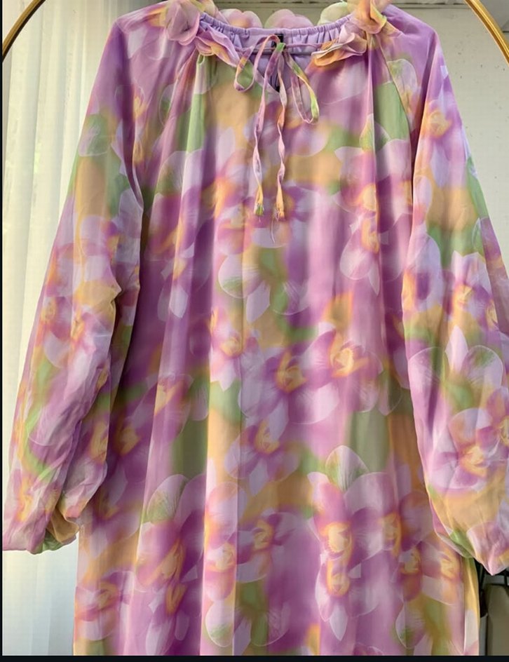 Uzun kollu çiçekli tesettür elbise - Görsel 3