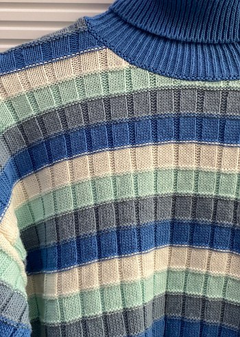 Mavi Çizgili Boğazlı Örgü Kadın Kazak - Görsel 2