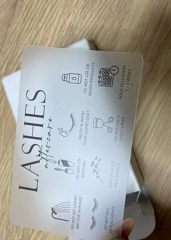 Beyaz Gri Takma Kirpik Kullanım kartı - Görsel 2