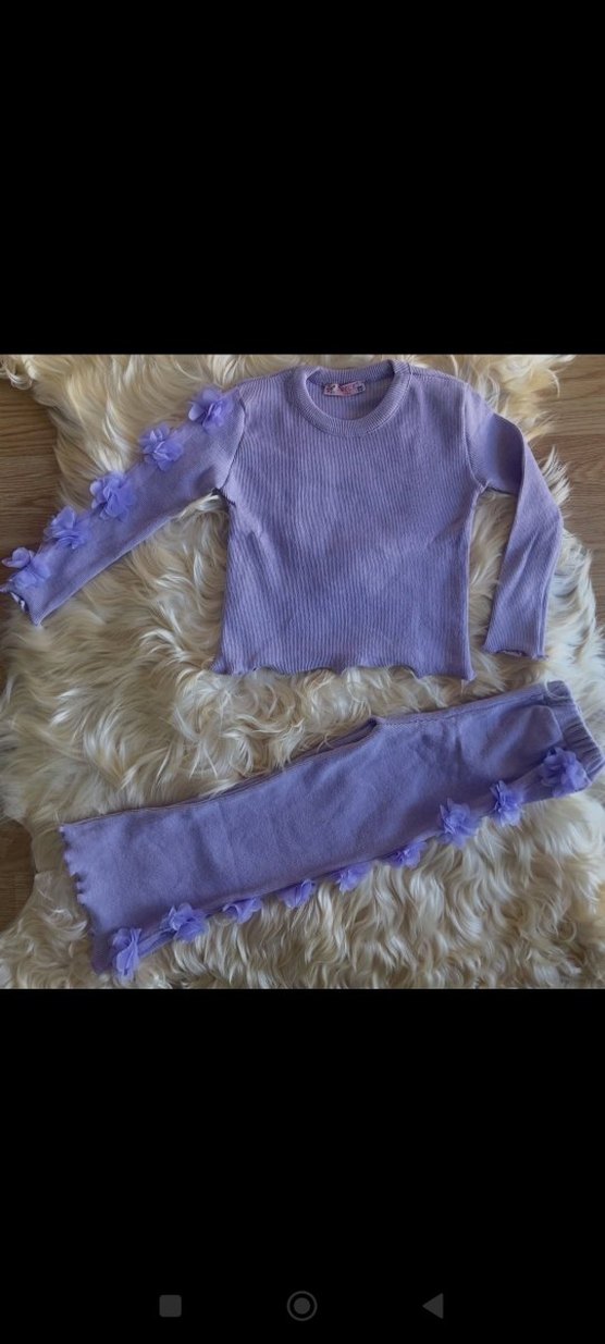 Çiçek Detaylı Renkli Kız Bebek Triko Takım - Görsel 3